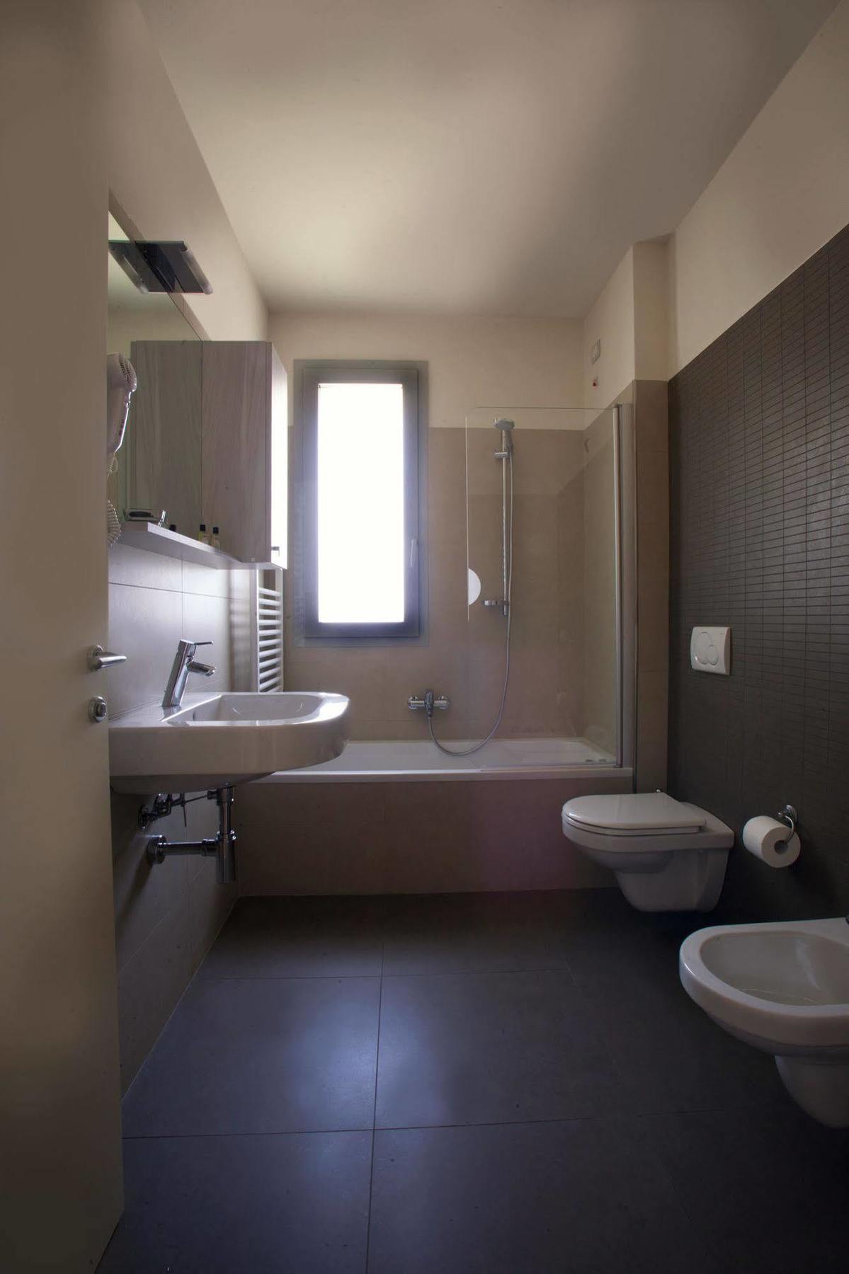 Residence Le Querce Cernusco Sul Naviglio Buitenkant foto