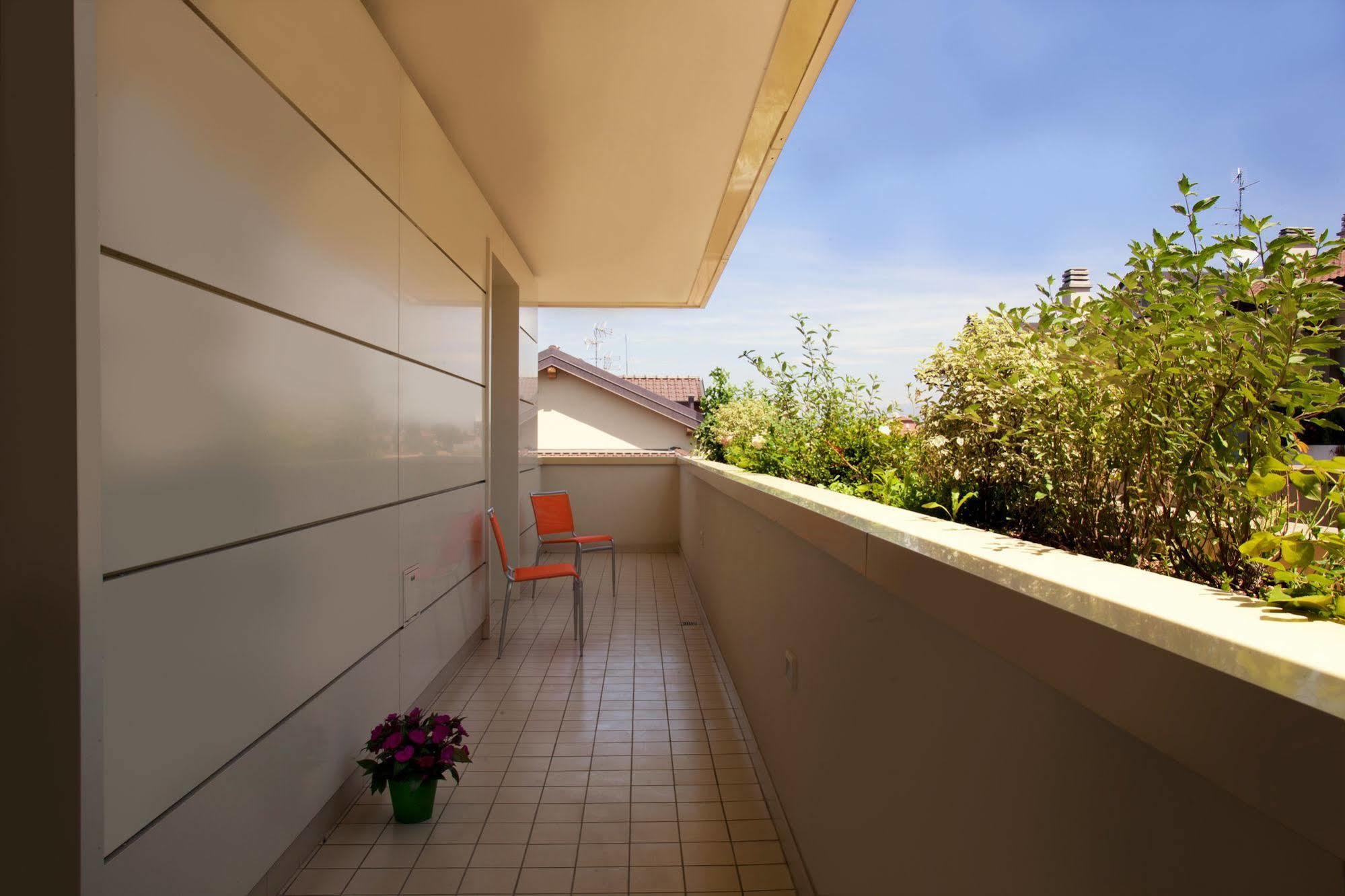 Residence Le Querce Cernusco Sul Naviglio Buitenkant foto